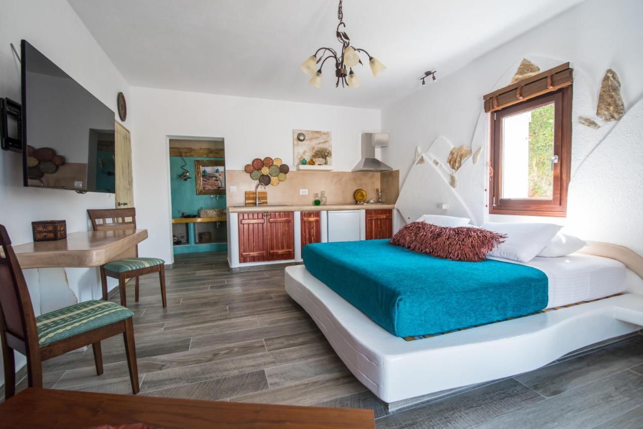 Elaiolithos - Luxury Villa Suites - Adults Only Khalkíon Eksteriør bilde